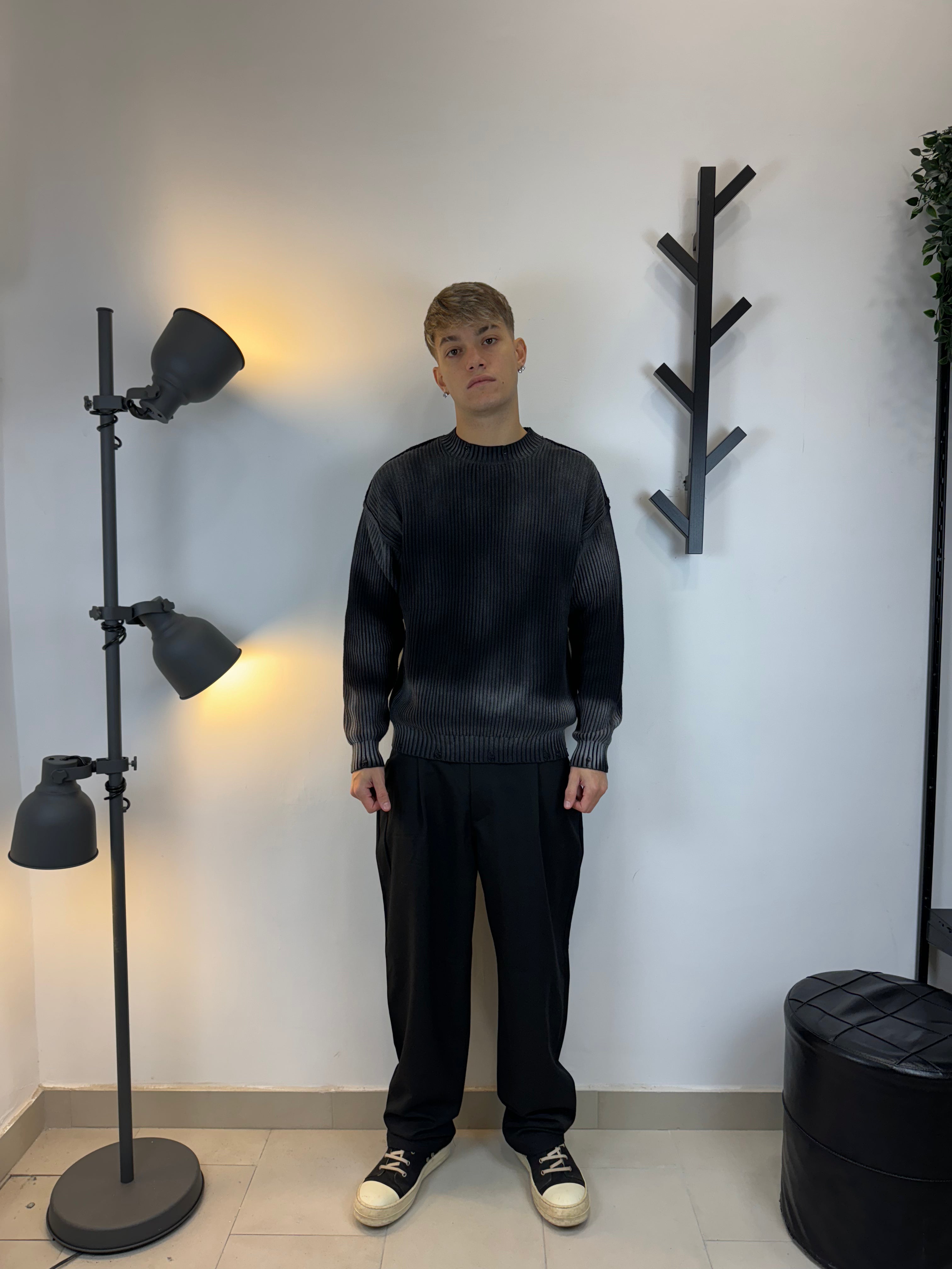 Gradient pullover