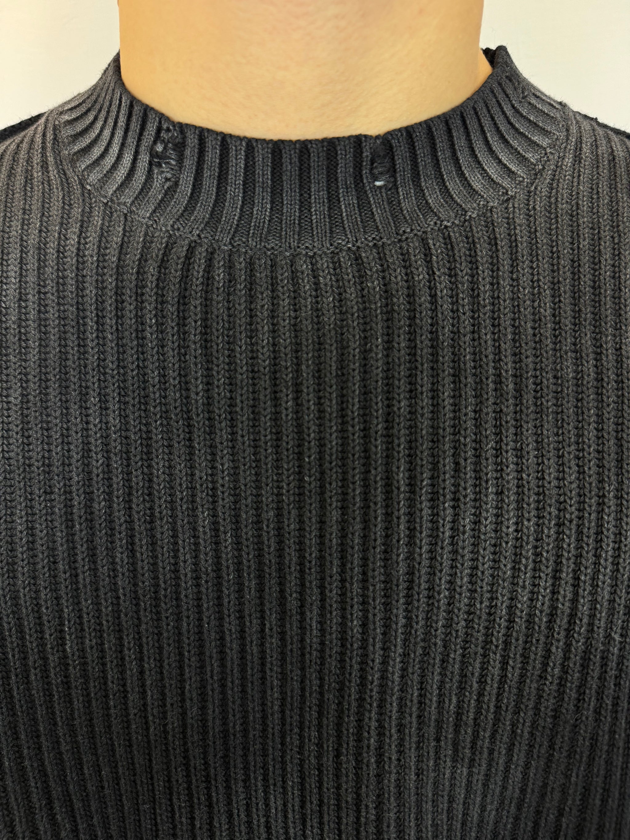 Gradient pullover